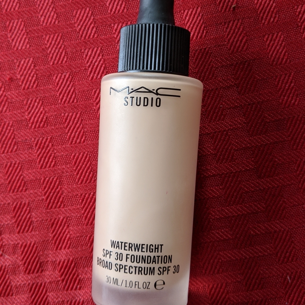 Mac studios foundation